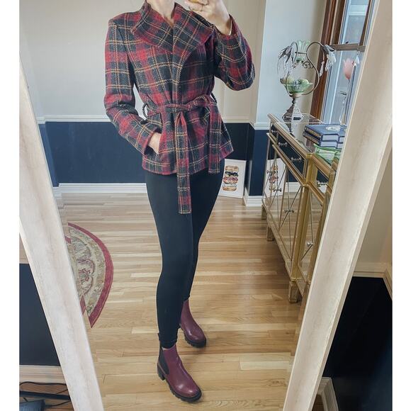 Evan-Picone Red plaid belted jacket size Petite Large - Picture 2 of 8